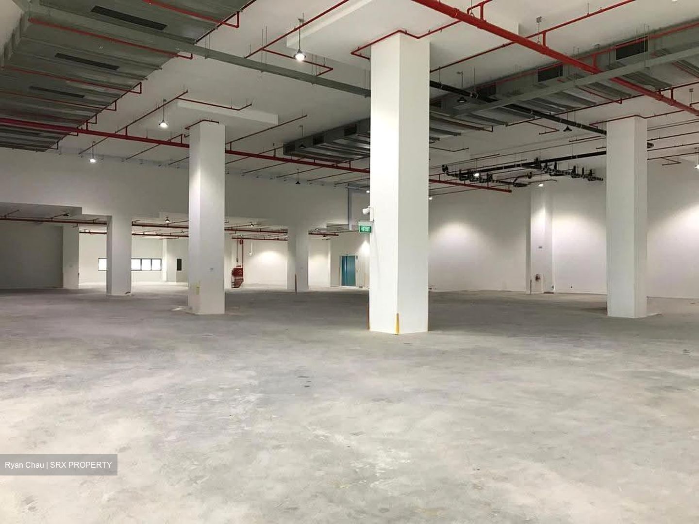 Yas Logistics Centre (D16), Warehouse #627445761